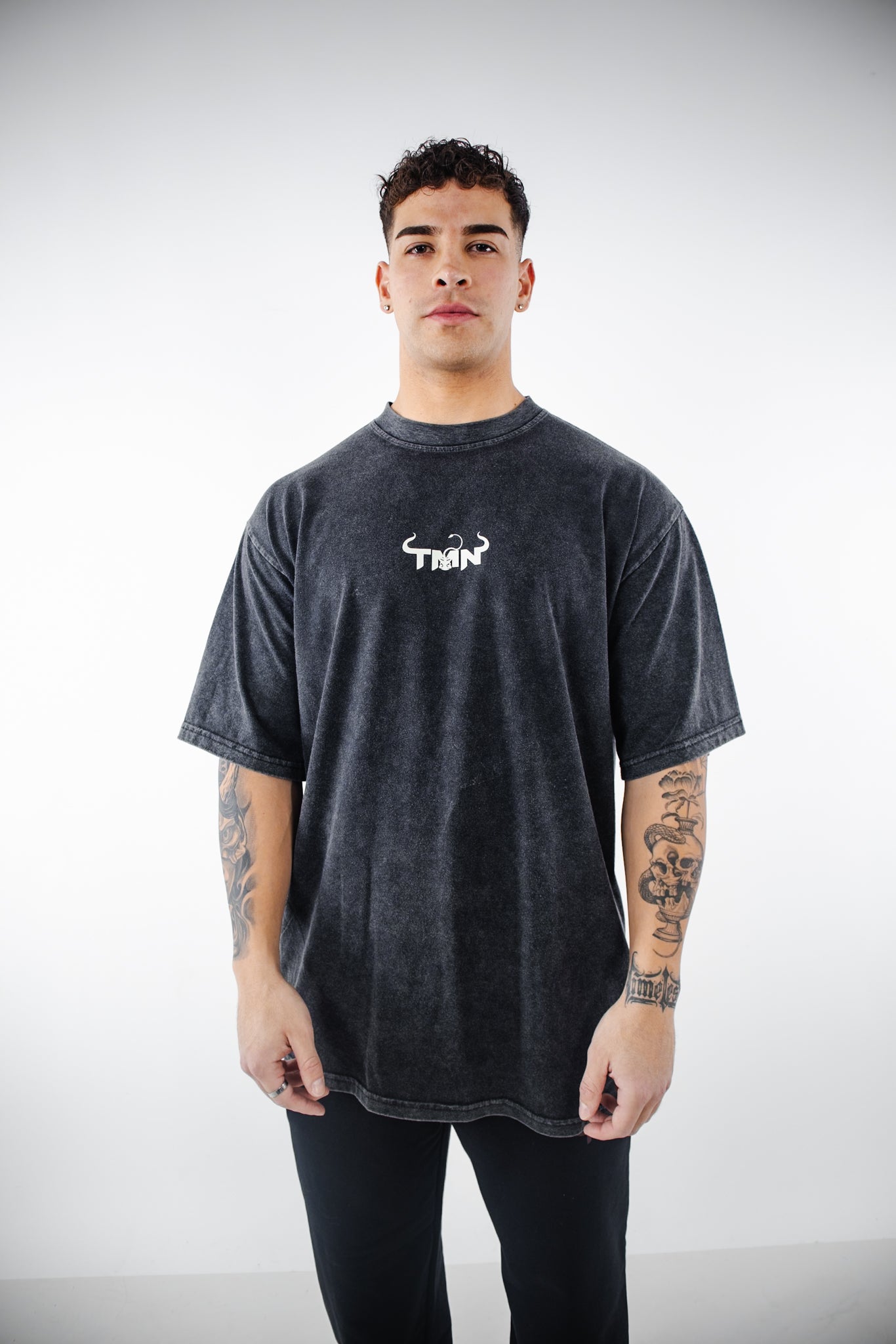 Polera Oversize Chapter XXX - Acid Wash