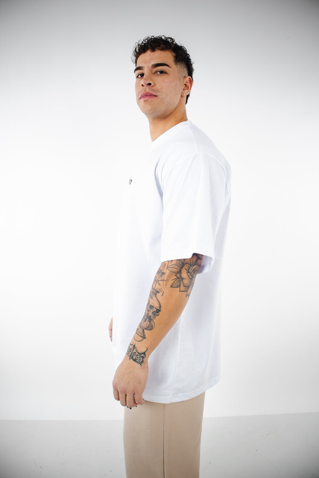 Polera Oversize Chapter XXX - Blanca