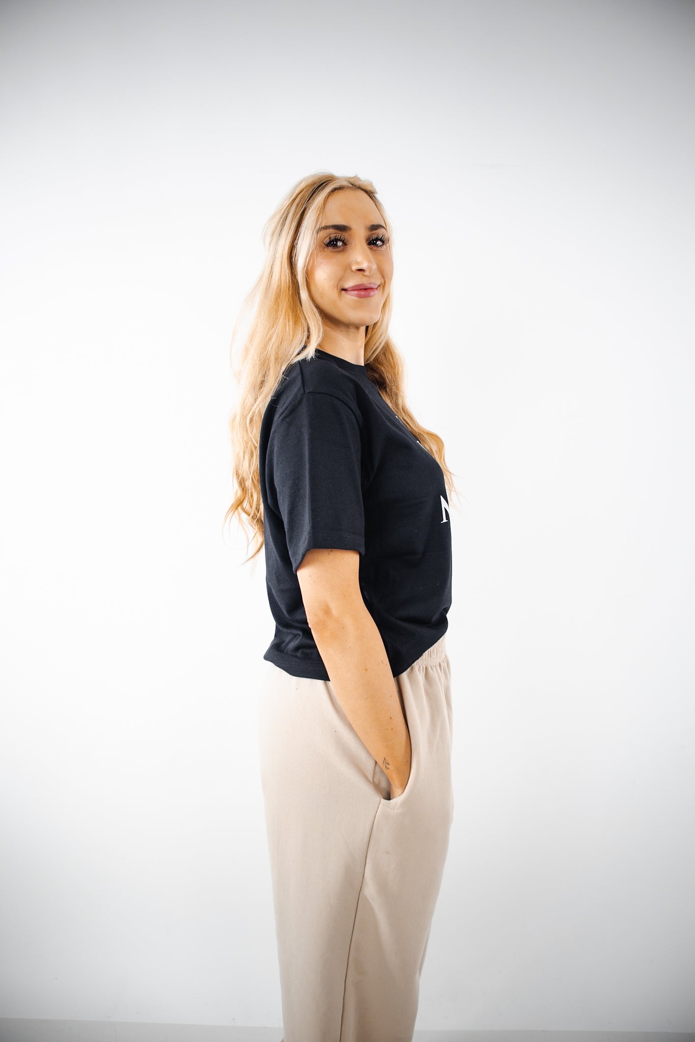 Crop Oversize PSM TMN Esencial - Negra (Mujer)