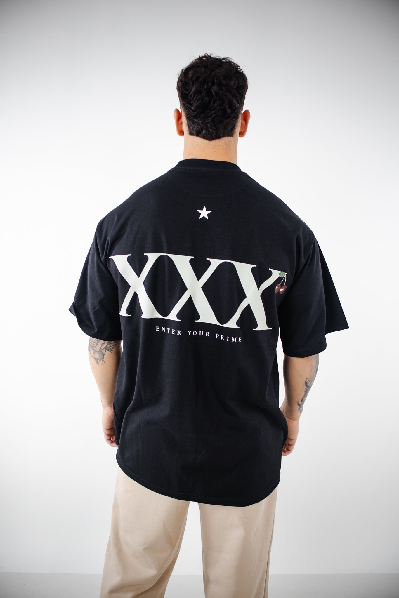 Polera XXX TMN Negra Hombre