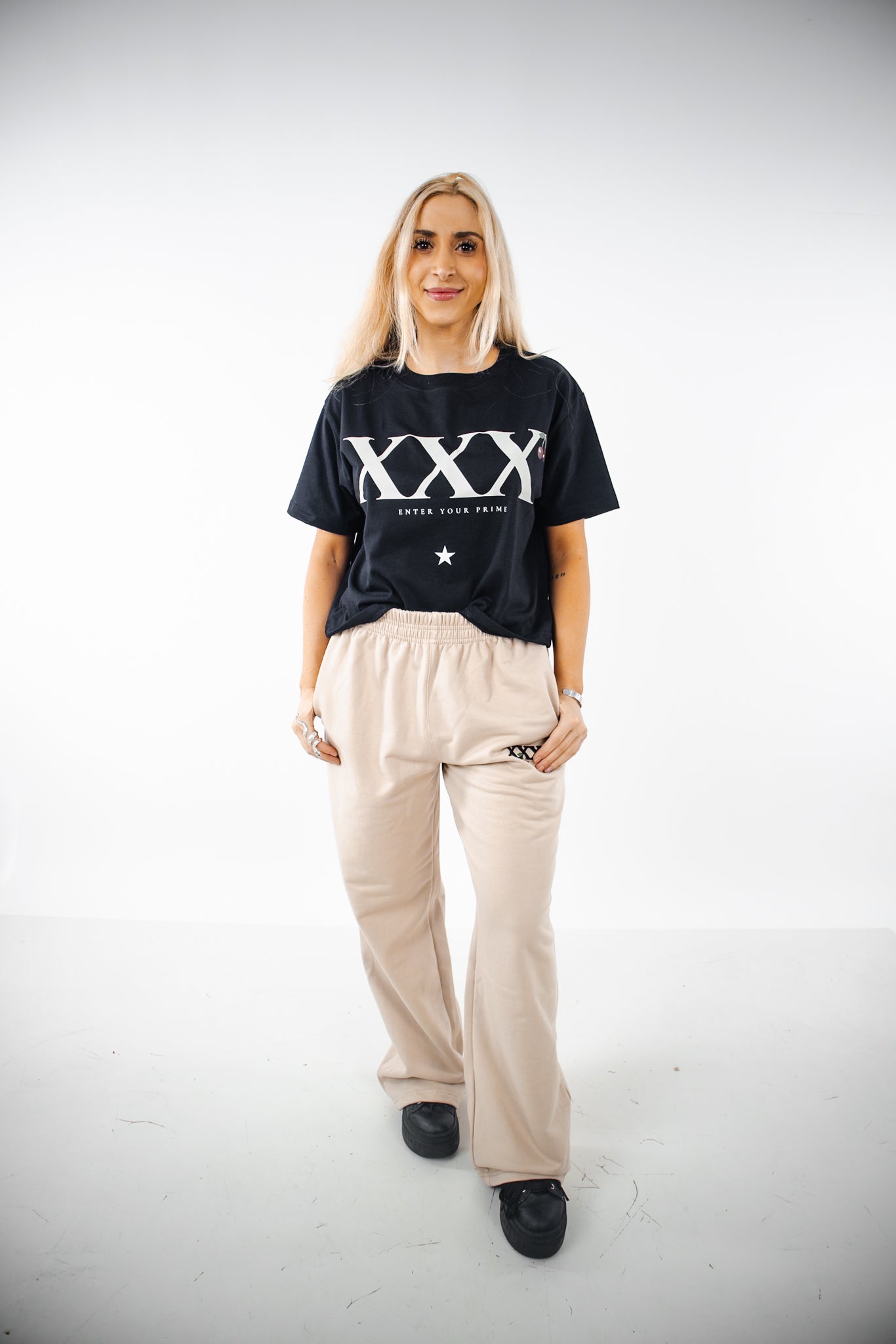 Polera Crop XXX TMN Negra Mujer