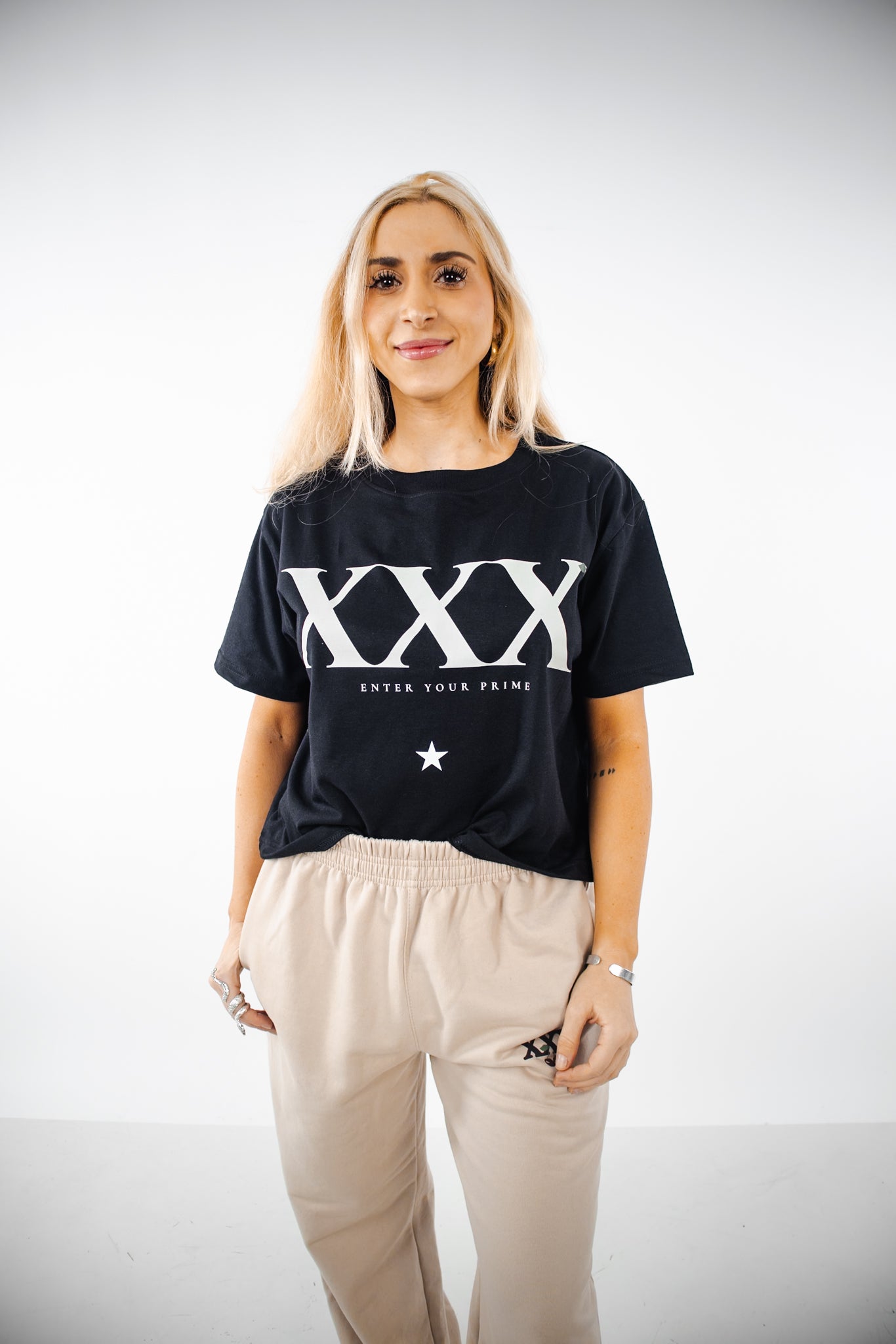 Polera Crop XXX TMN Negra Mujer