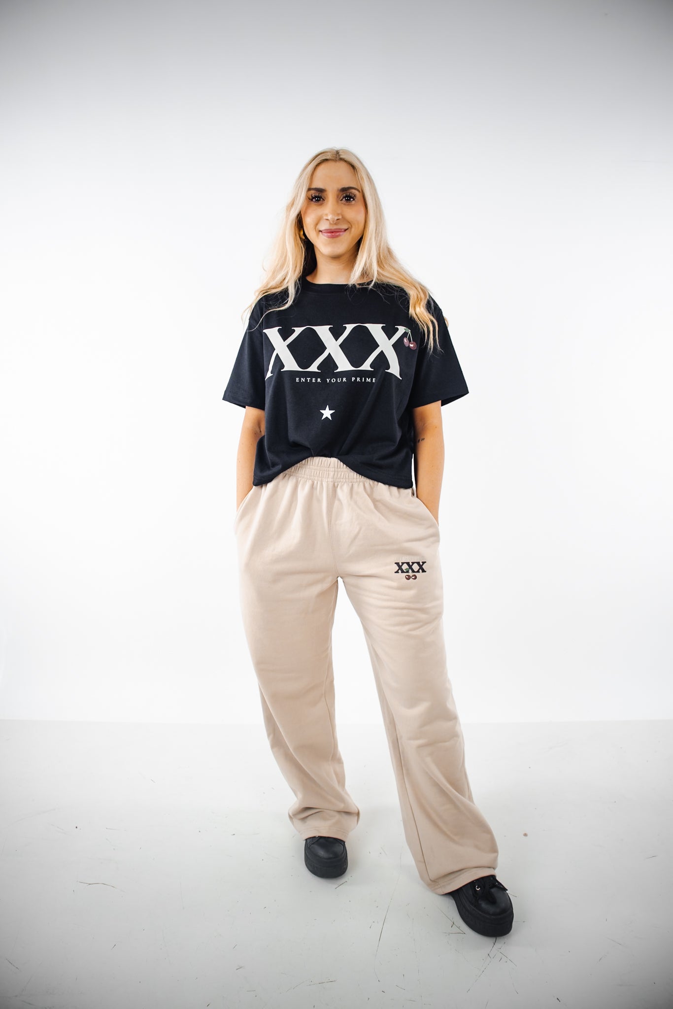 Polera Crop XXX TMN Negra Mujer