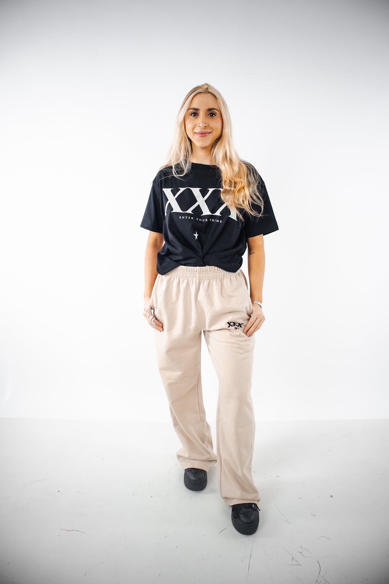 Polera Crop XXX TMN Negra Mujer